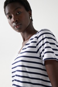 STRIPED T-SHIRT