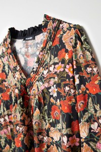 FLORAL PRINT BLOUSE