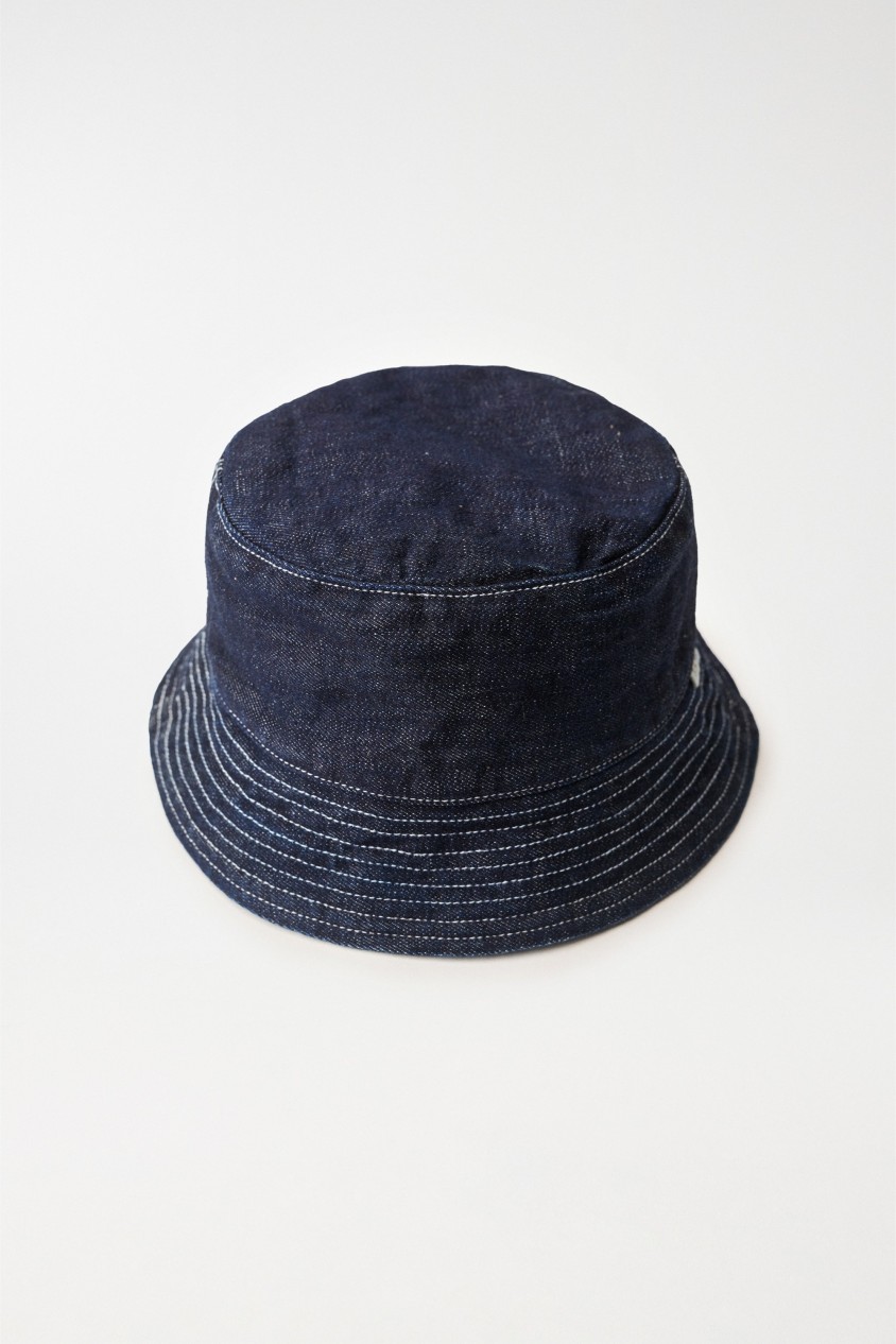 DENIM HAT WITH STING