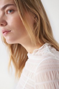 PULL AVEC TRANSPARENCES