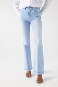 FAITH PUSH IN FLARE JEANS