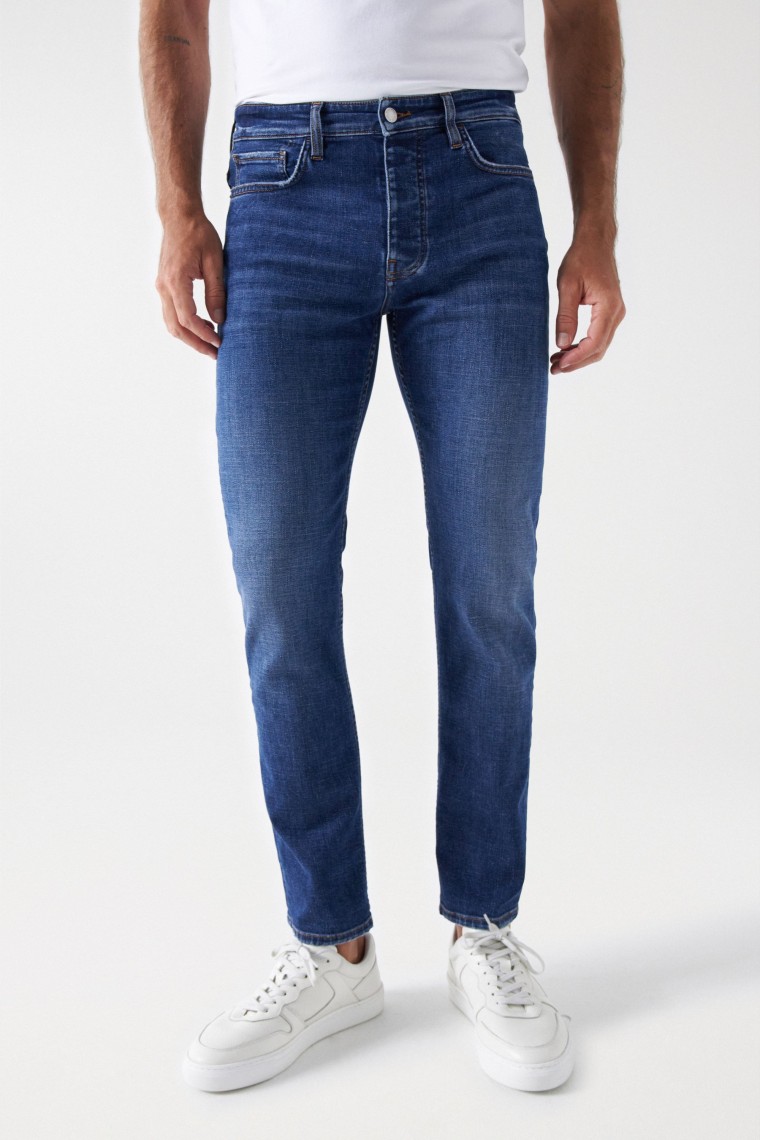 SLIM FIT JEANS