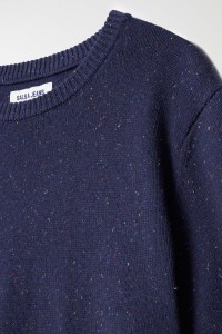 KNITTED JUMPER WITH COLOUR CONTRAST