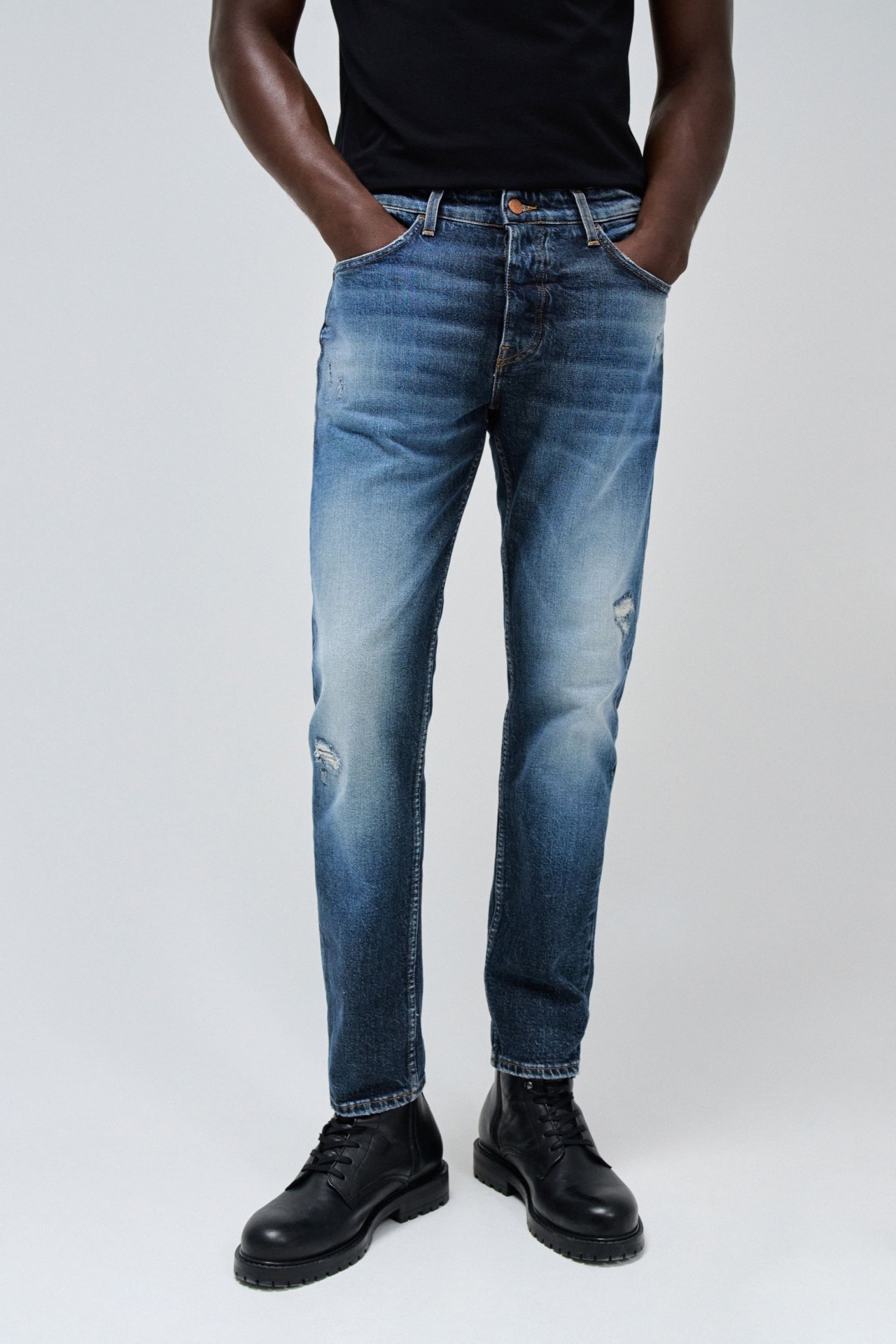 SLIM FIT JEANS WITH RIPS