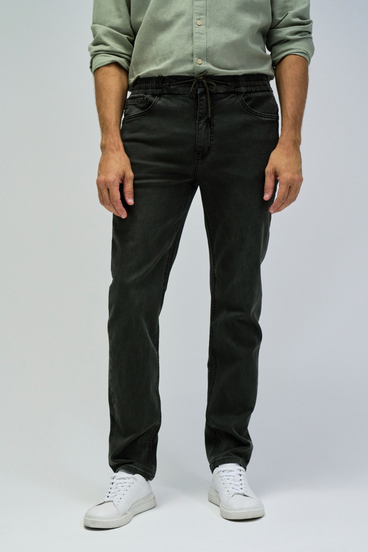 TROUSERS JOGGER REGULAR FIT