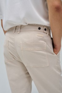 CHINOS WITH INSIDE DRAWSTRING