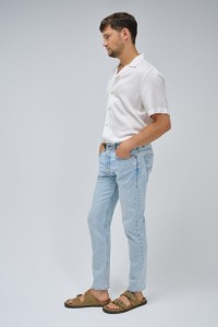 PANTALON SLIM FIT AVEC LAVAGE