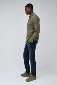 HEMD SLIM FIT MIT MIKRODRUCK