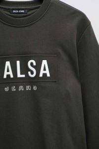 SWEATSHIRT MIT BRANDING