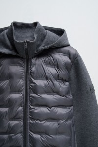 PADDED JACKET WITH ZIP CLOSURE