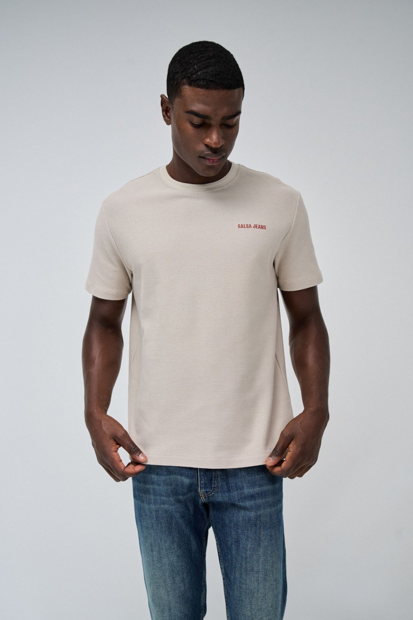 TEXTURED T-SHIRT