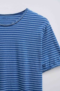 STRIPED T-SHIRT