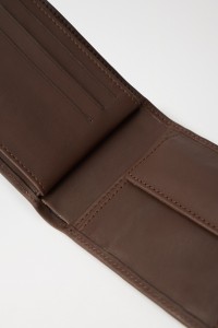 POCHETTE EN CUIR MARRON