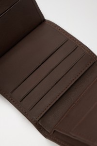 BROWN LEATHER WALLET