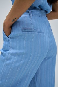 PANTALONES VAQUEROS LIGHTDENIM PALLAZO CON HILOS METLICOS