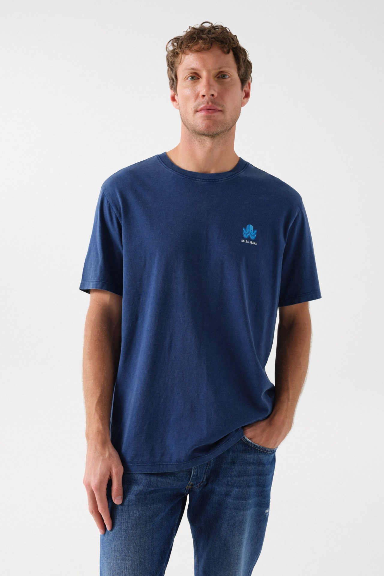 COTTON T-SHIRT WITH PRINT AND BRANDING