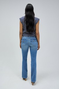 PANTALONES VAQUEROS WONDER PUSH UP BOOTCUT CON DETALLE EN LOS BOLSILLOS