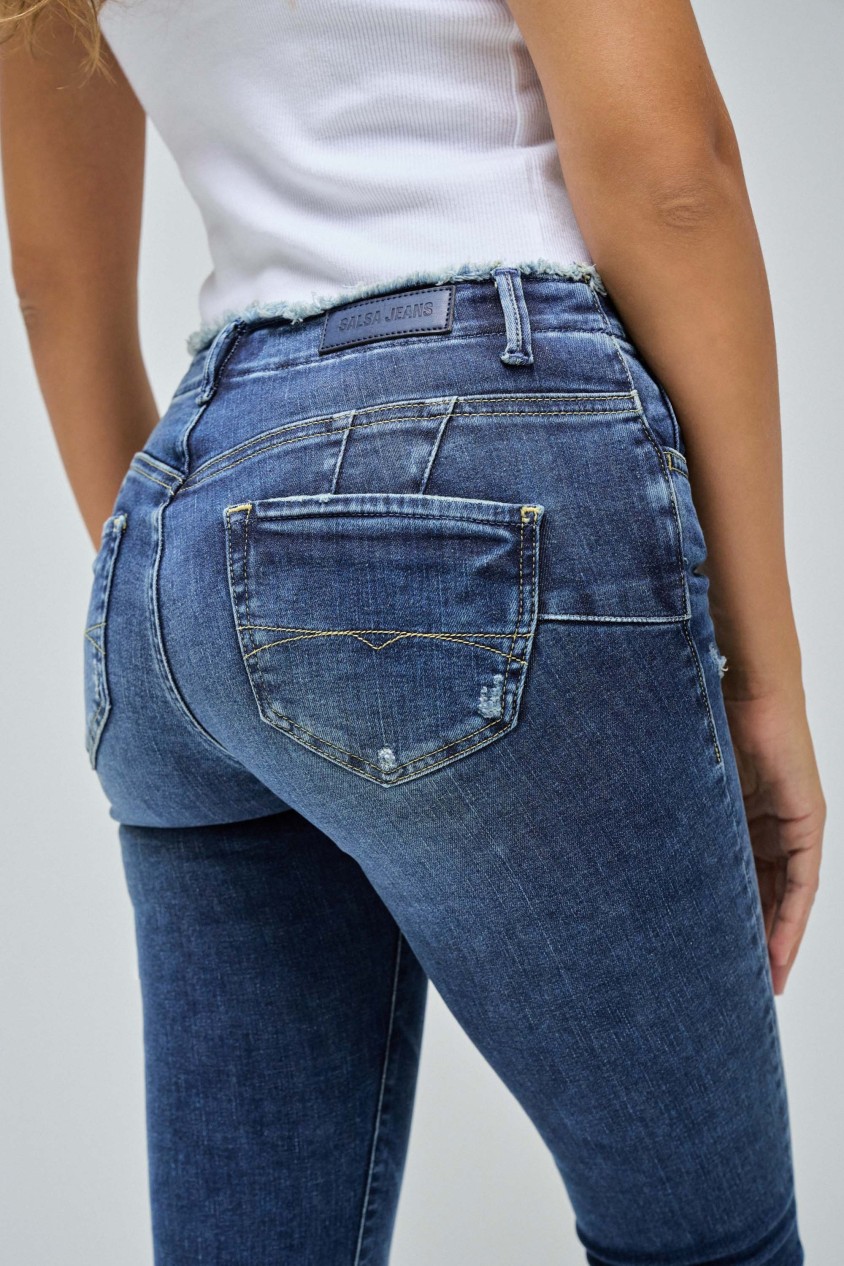 JEANS WONDER PUSH UP WITH FRAYED EFFECT