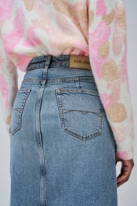 FALDA DENIM TRUE CON ABERTURA FRONTAL