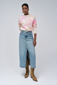 TRUE DENIM SKIRT WITH FRONT SLIT