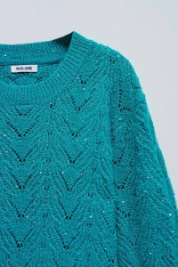 PULLOVER AUS STRICKMUSTER STRICKMUSTER