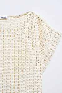 T-SHIRT EM MALHA CROCHET