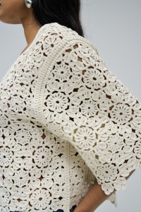 CROCHET JUMPER WITH FLORAL MOTIFS