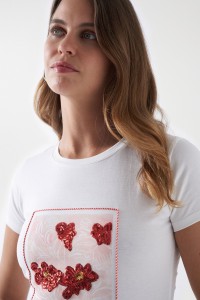 T-SHIRT COM ESTAMPADO FLORAL