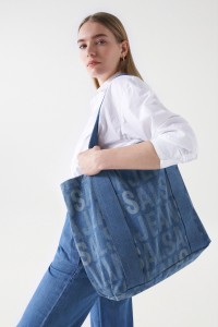 DENIM TOTE BAG WITH LASER DETAILS