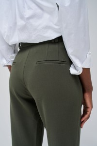 SLIM CHINO IN FABRIC