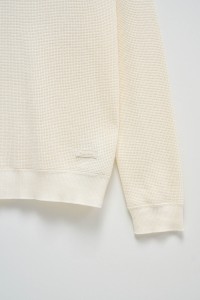 PULL EN MAILLE TRICOTE