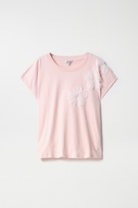 T-SHIRT WITH FLOWER APPLIQU