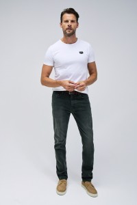 SLIM FIT COLOURED JEANS