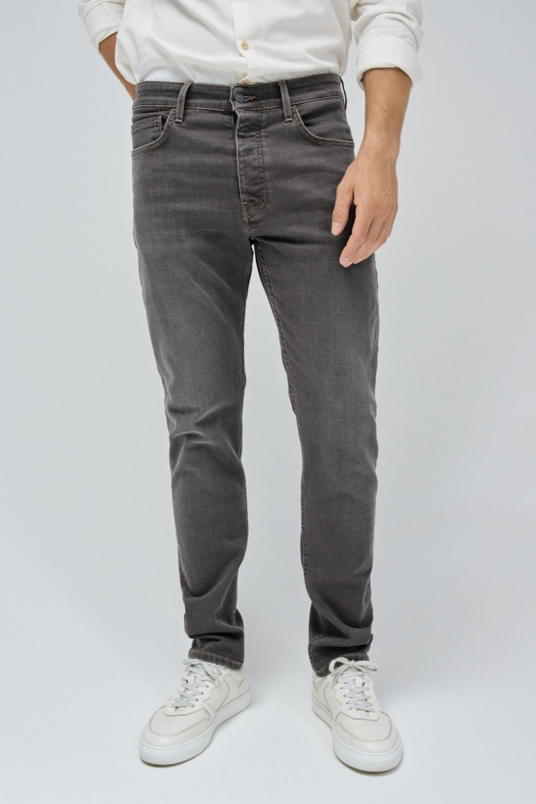 JEANS IN SLIM FIT-FARBE