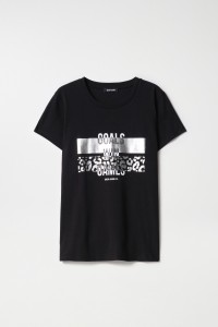 FOOTBALL T-SHIRT SILVER DETAILS