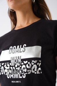 FOOTBALL T-SHIRT SILVER DETAILS