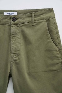 PANTALONES CHINO