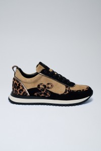 SAPATILHAS ANIMAL PRINT EM PELE