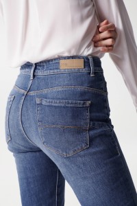 JEANS FAITH PUSH IN FLARE