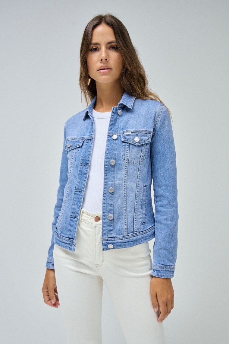 SLIM FIT DENIM JACKET