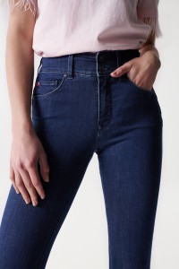 SECRET PUSH IN SKINNY SOFT TOUCH JEANS