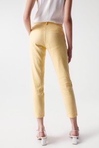 PANTALON CHINO EN LIN