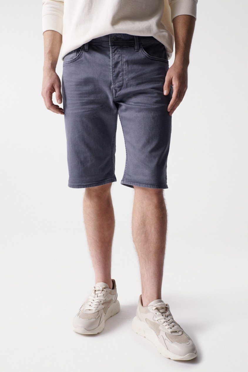 REGULAR S-ACTIV BLUE DENIM SHORTS.