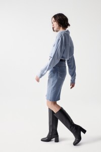 LOOSE FIT LIGHTDENIM BUTTONED SHIRT