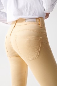 JEAN SECRET PUSH IN COUPE SKINNY, JAUNE