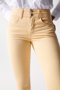 JEAN SECRET PUSH IN COUPE SKINNY, JAUNE