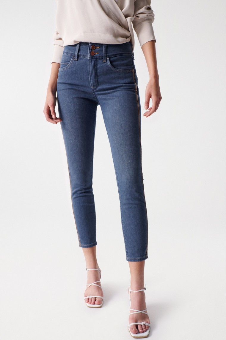 JEAN SECRET PUSH IN EFFET COUTURE A LA JAMBE