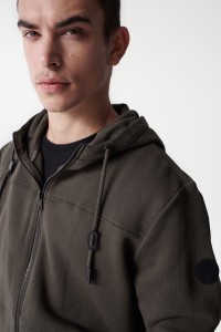 PADDED HOODIE IN MIXED FABRICS