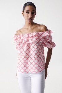 BLOUSE AVEC BRODERIE