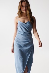 KLEID AUS LIGHTDENIM